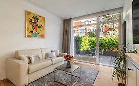 Lake Modern Suites - Free Parking